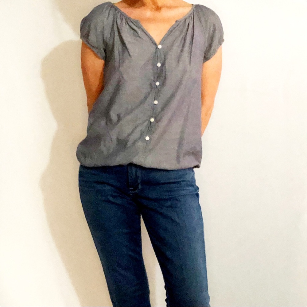 Loft Light-Weight Top Women’s SP EUC !!!!